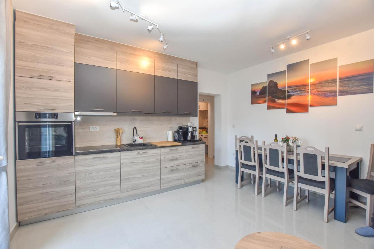 Apartment Martin Biograd Na Moru Exterior photo